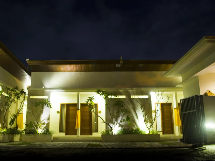 De Lemon Gatsu Hotel - Image 1