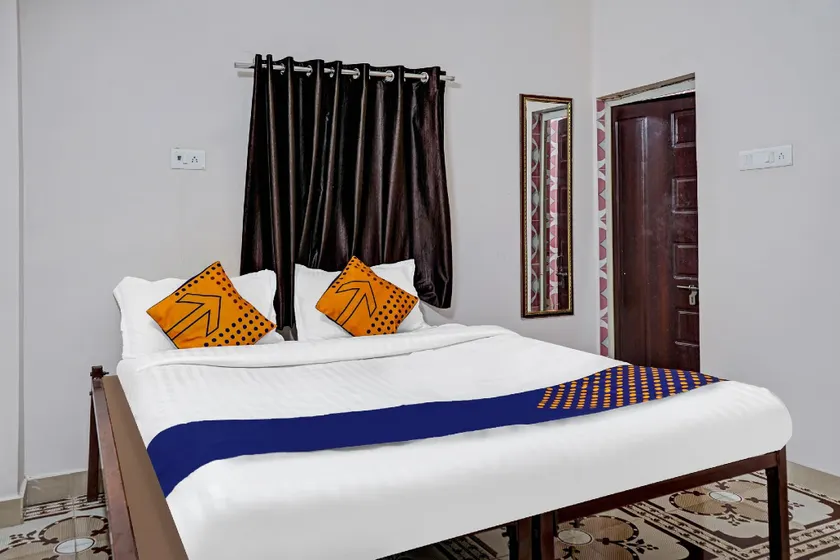HOTEL O SHIVAM - Image 1