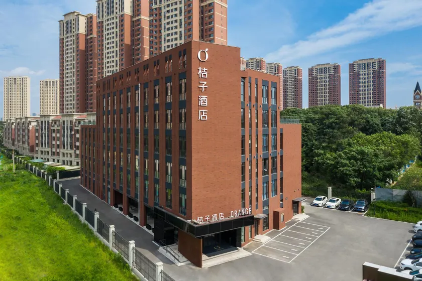 Orange Hotel Shenyang Huachen Ceramic City - Image 1