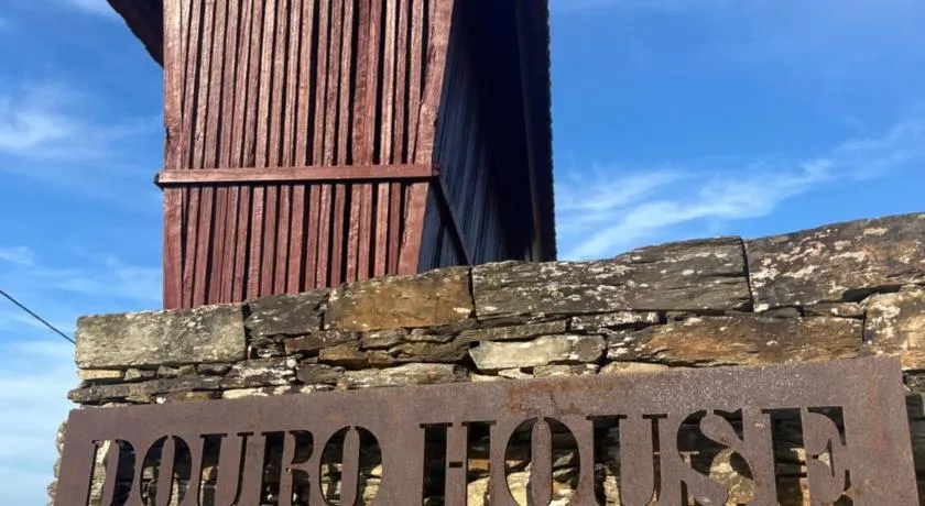 Douro House 222 - Image 1