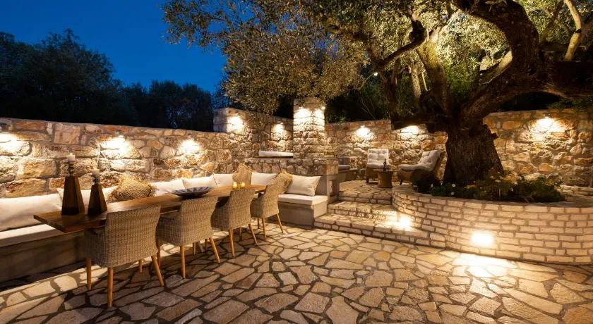 Olivea Premium Holiday Homes - Image 1