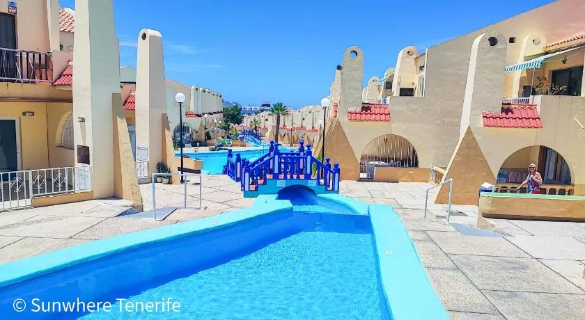 Mareverde apartment with pools and bar - Fanabe beach - Image 1