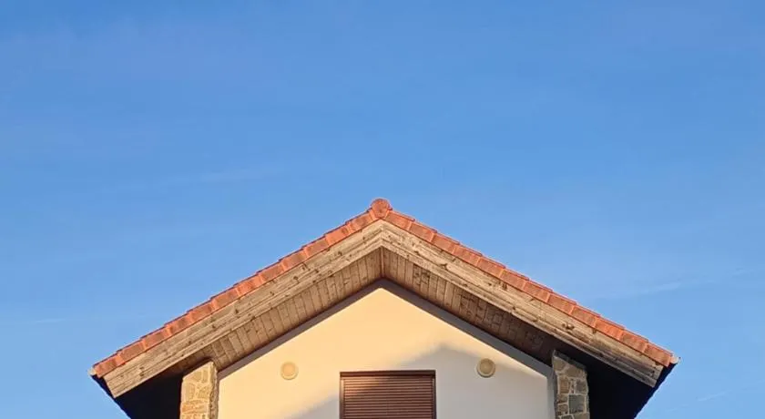 Albergue Sierra De Leyre - Image 1