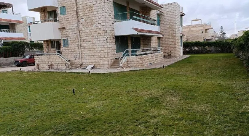 Spacious 5-Bed House in Alamein with Large garden - Image 1