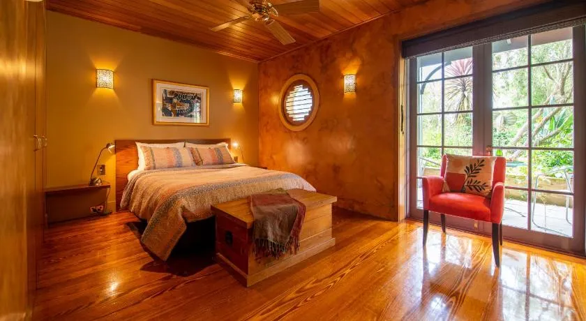 Rhyll Haven Luxury Getaway Apartments - Image 1
