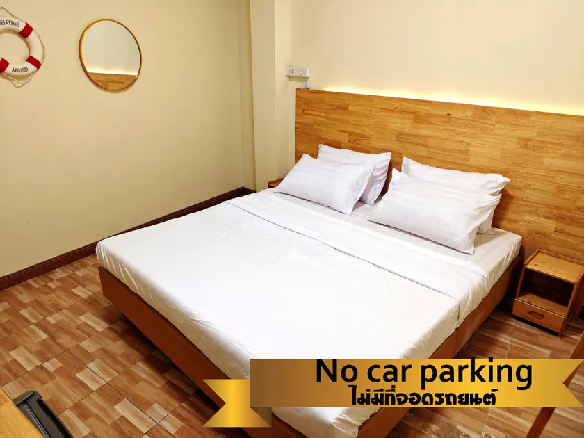 latitude 13 Room & breakfast - Image 1