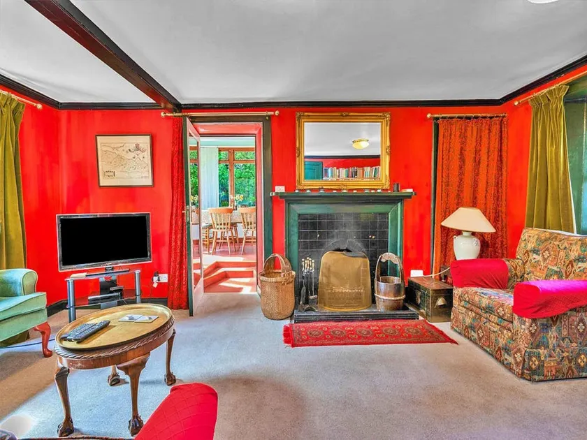 Historical cottage near Preston Mill, No Deposit - Image 1