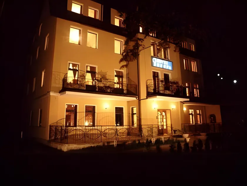 Hotel Europa - Image 1