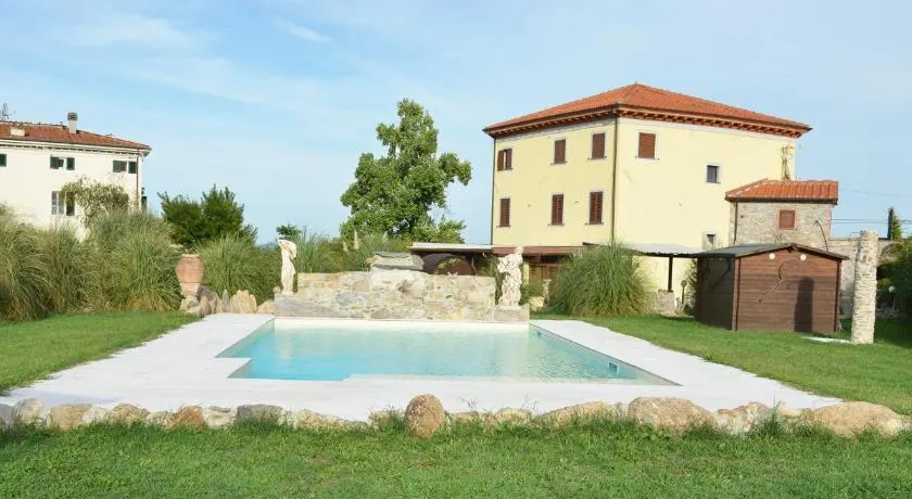 Villa \"Giovanna\" mit gemeinsamem Pool, Terrasse, Garten und WLAN - Image 1