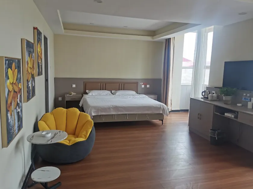Wangdu Yijia Hotel - Image 1