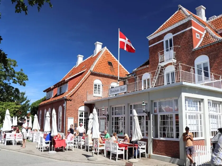 6 person holiday park home in Skagen - Image 1
