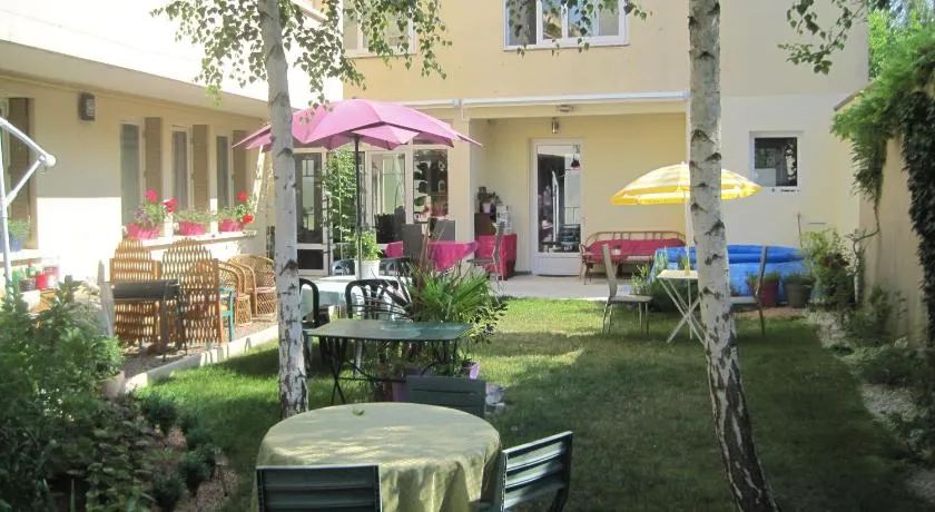 Maison Saint Louis - Image 1