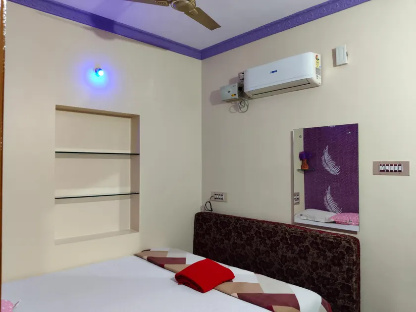 Vinayaka Homestay Hampi - Image 1