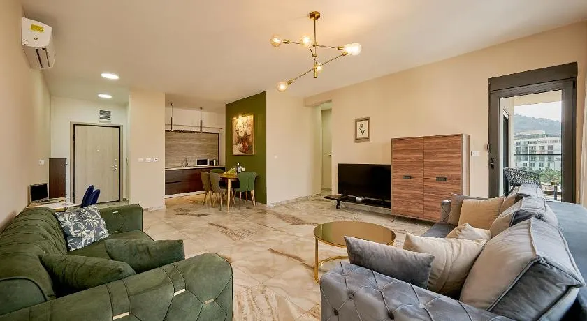 TERRA Modern Designer Apartment just 4 Minutes from the Beach - Image 1