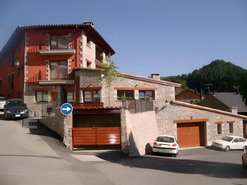 Aparthotel Bellver - Image 1