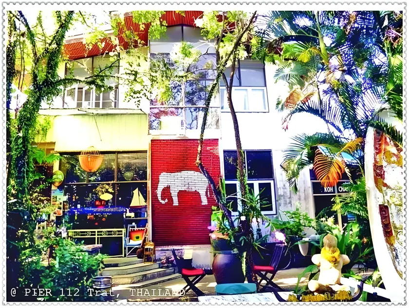 Artist's Place Trat - Image 1
