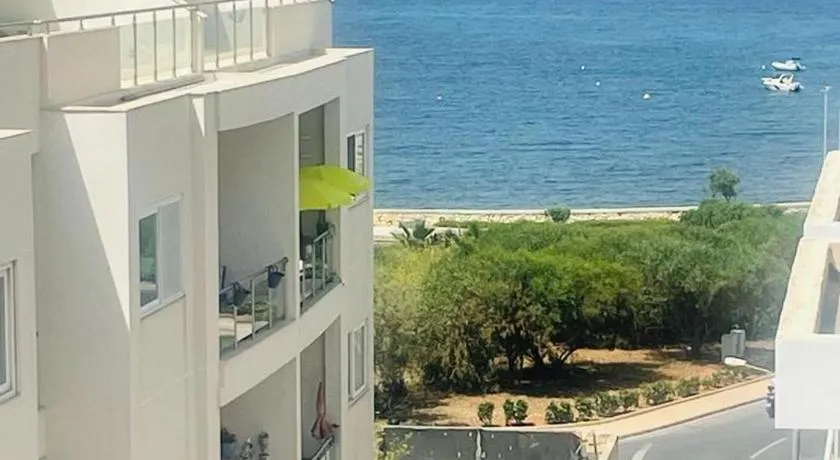 Side-seaview apartment near beach and close to St. Julians - Image 1