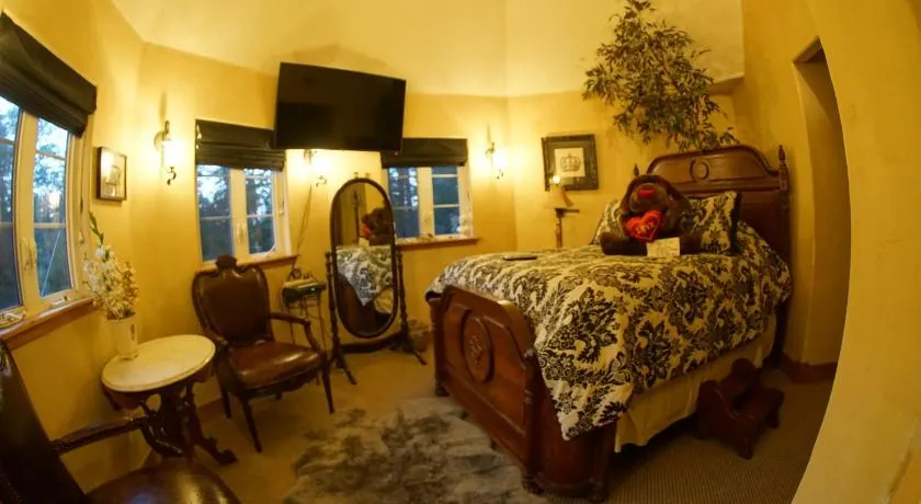 FLEUR DE LAC EUROPERAN INn - Image 1