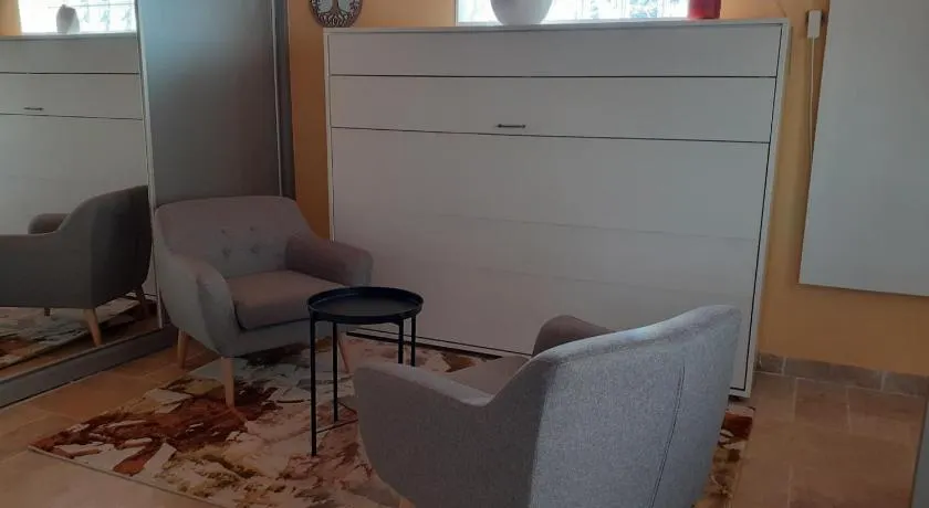 Studio Vendat, 1 Pièce, 2 Personnes - Fr-1-489-230 - Image 1