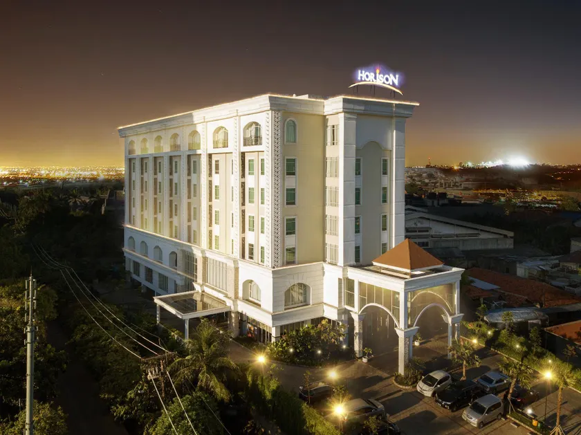 Hotel Horison Ciledug Jakarta - Image 1