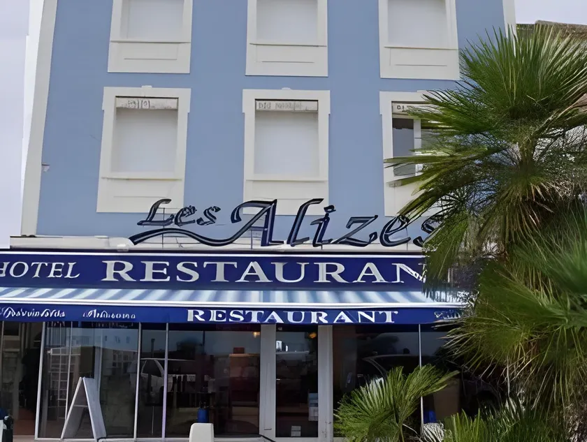 Hôtel Les Alizés - Image 1