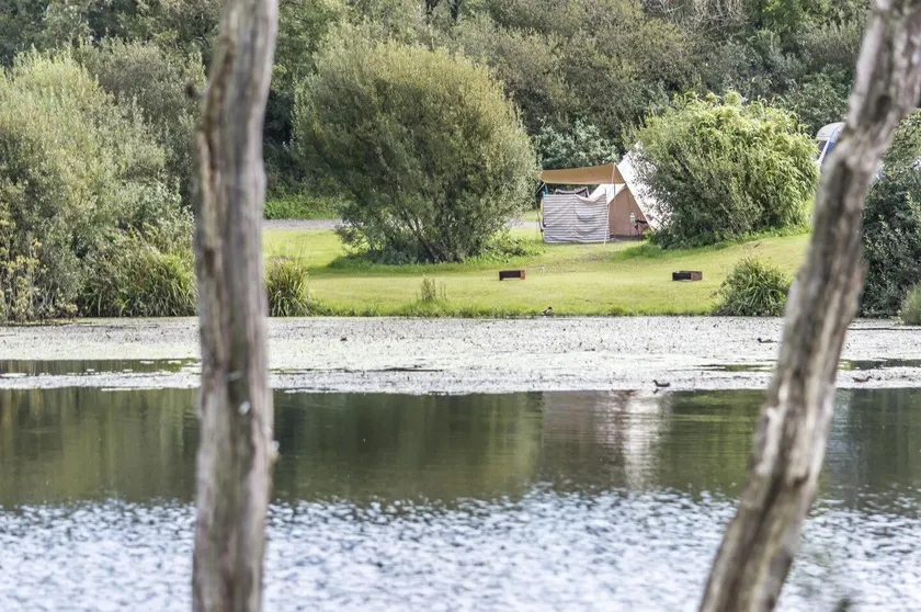Lake Side Luxury Tourer, Carn Springs , Near Tenby - Image 1