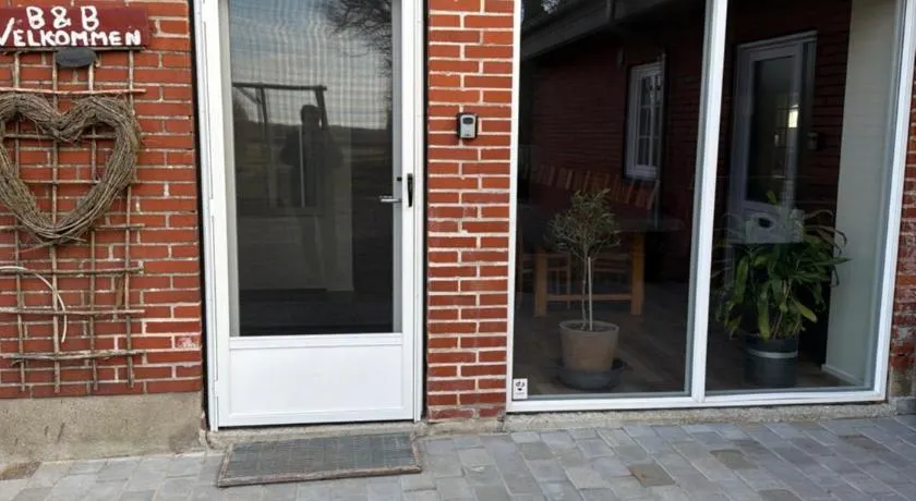 Højmosegård værelse 1 - Image 1