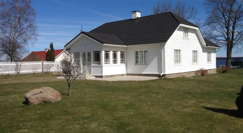 ÄSSA BEACH HOUSE - Image 1