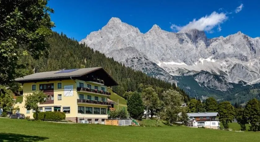 Hotel Bergglück - Image 1