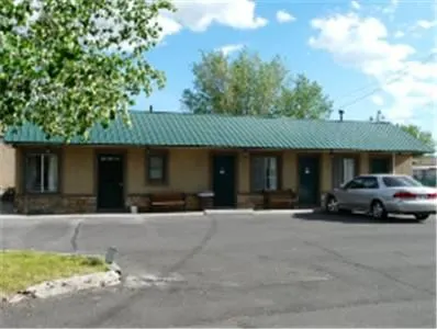 Lamplighter Lodge - Image 1