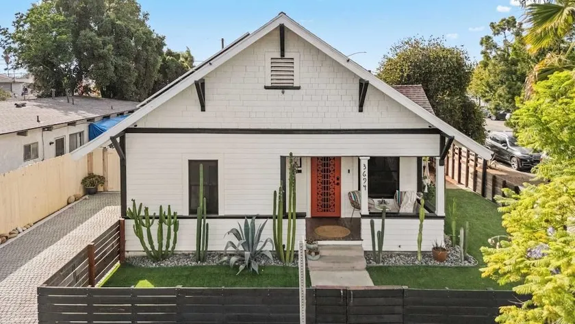 Classic San Diego Home w/ Outdoor Lounge & Vintage Charm Casa Craftsman by Avantstay - Image 1