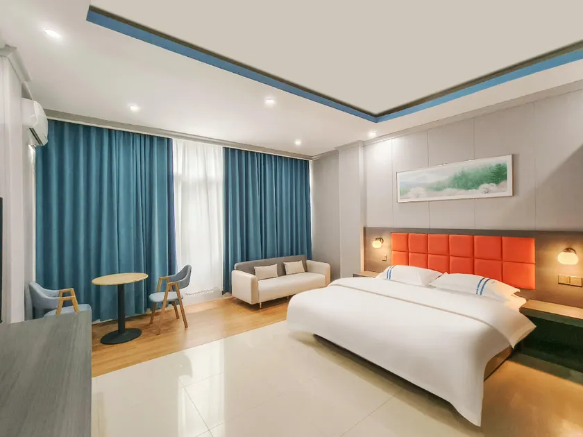 Qiaocheng Hotel (Da Mao Shan Square Branch) - Image 1