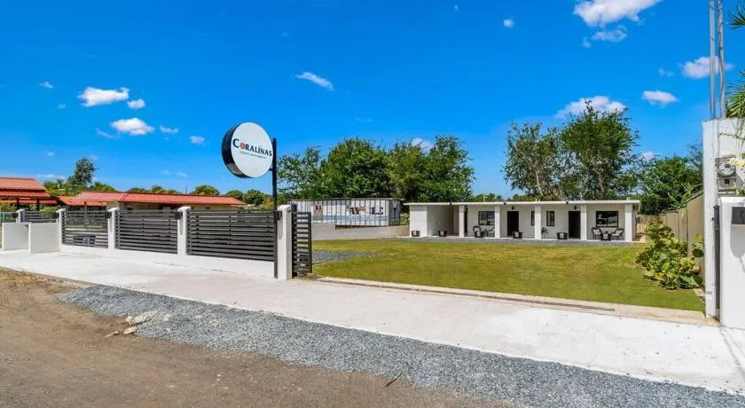 Coralinas Beach Apartments - Image 1