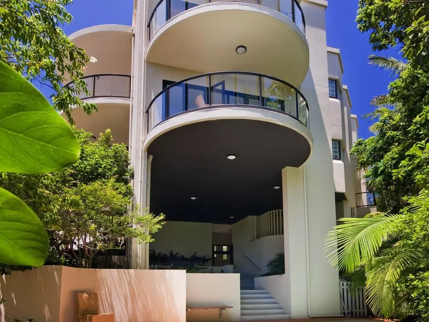 Beach Luxury, Ocean Views & Pool - Image 1