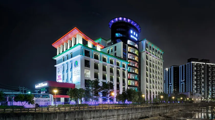 富立登國際大飯店 Freedom Design Hotel - Image 1