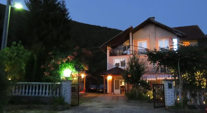 Villa Artemida - Image 1