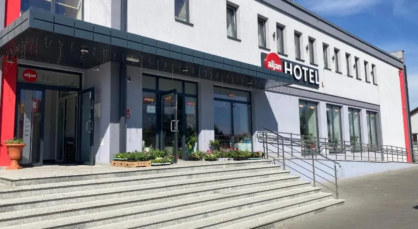 Hotel Aljan - Image 1