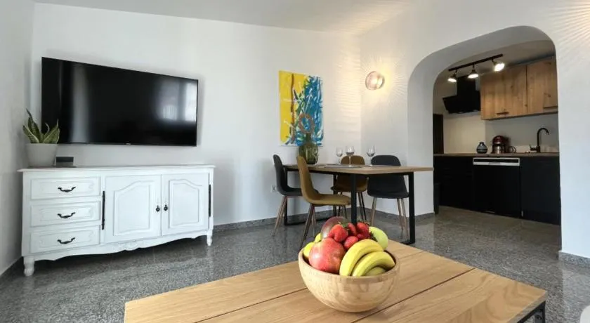 Apartment Lorun 47 - Image 1