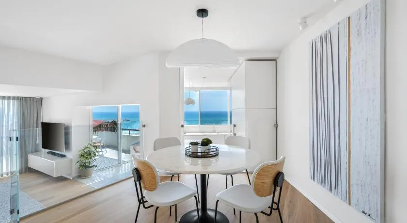 Luxury Sea-View Penthouse Herzliya Pituach Executive Stay - Image 1