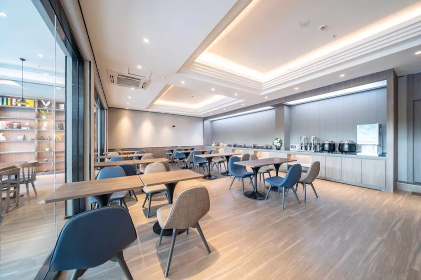 Hanting Hotel Shanghai Jiaoda Jiangchuan Road Metro Station New - Image 1