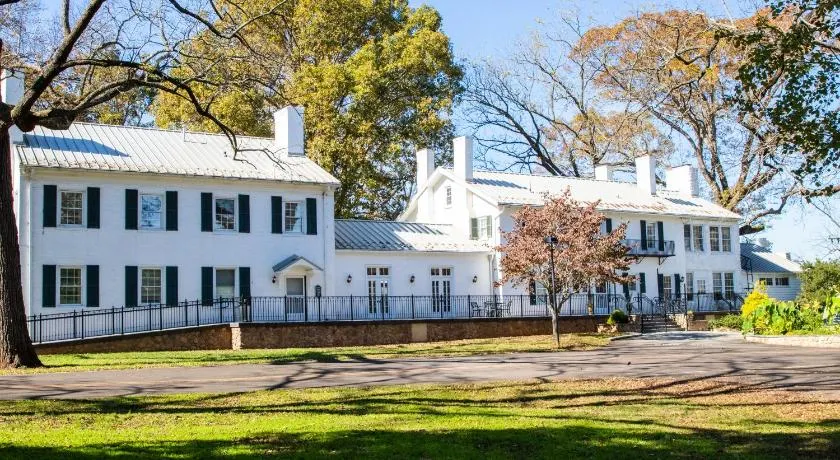 Excelsior at the Manor House - Image 1