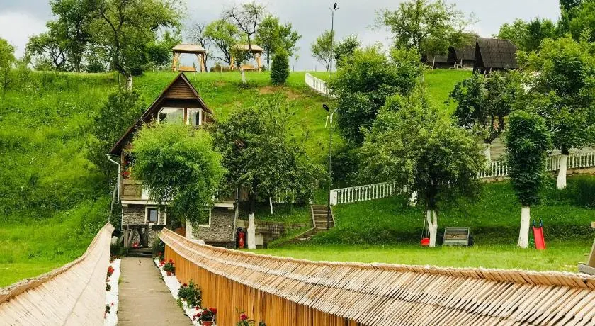 Pensiunea La Domnița - Image 1