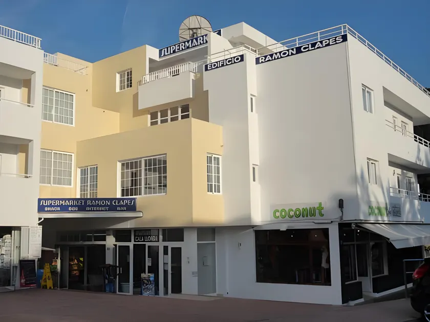 Cala Llonga Apartments - Image 1