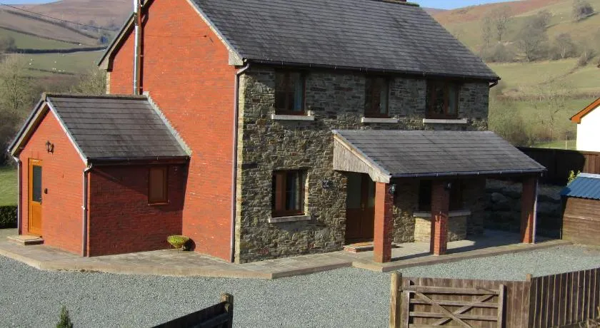 Nant-Y-Glyn - Image 1