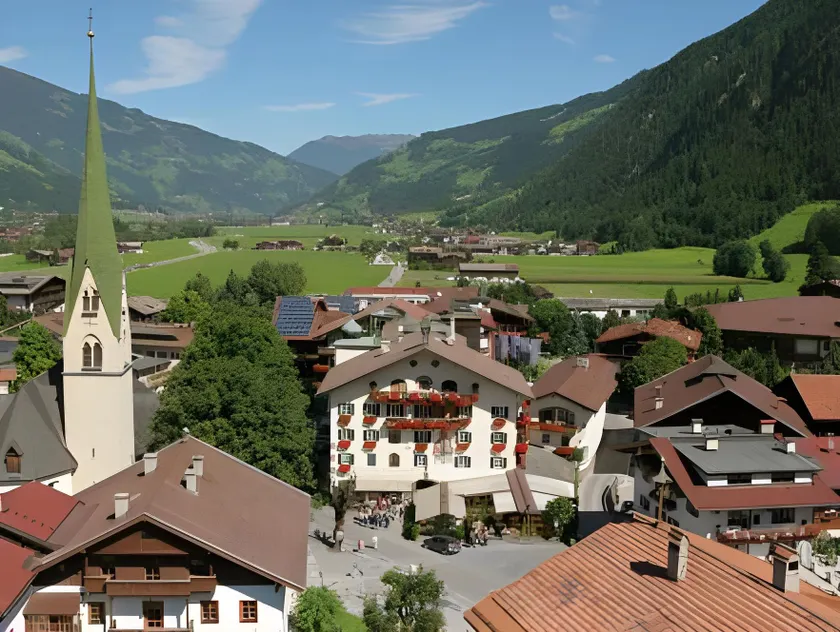 Alpenhotel Kramerwirt - Image 1