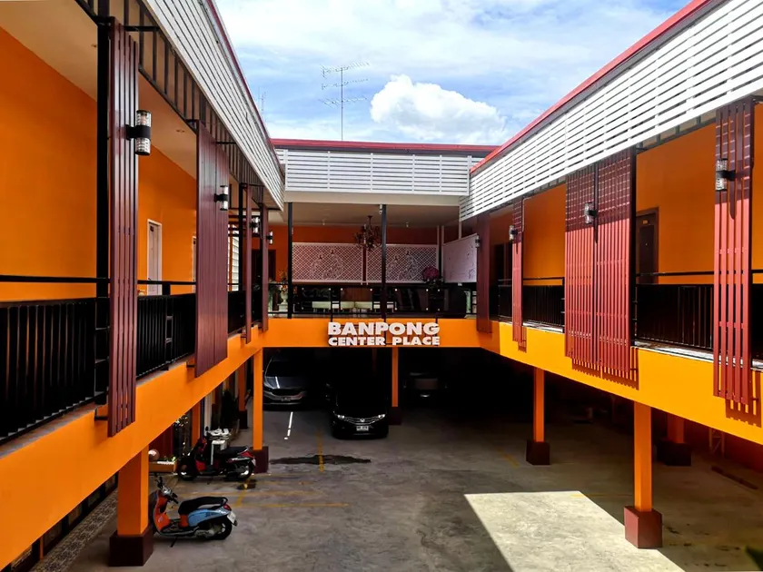 Banpong Center Place - Image 1