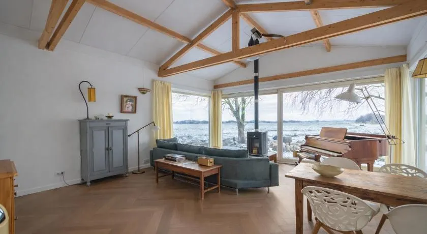 Beautiful Countryside house, close to Amsterdam - Image 1