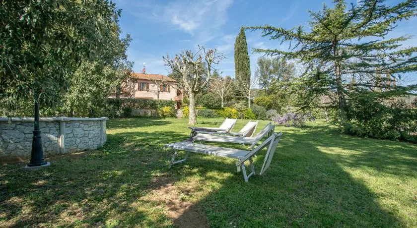 Flores - Image 1