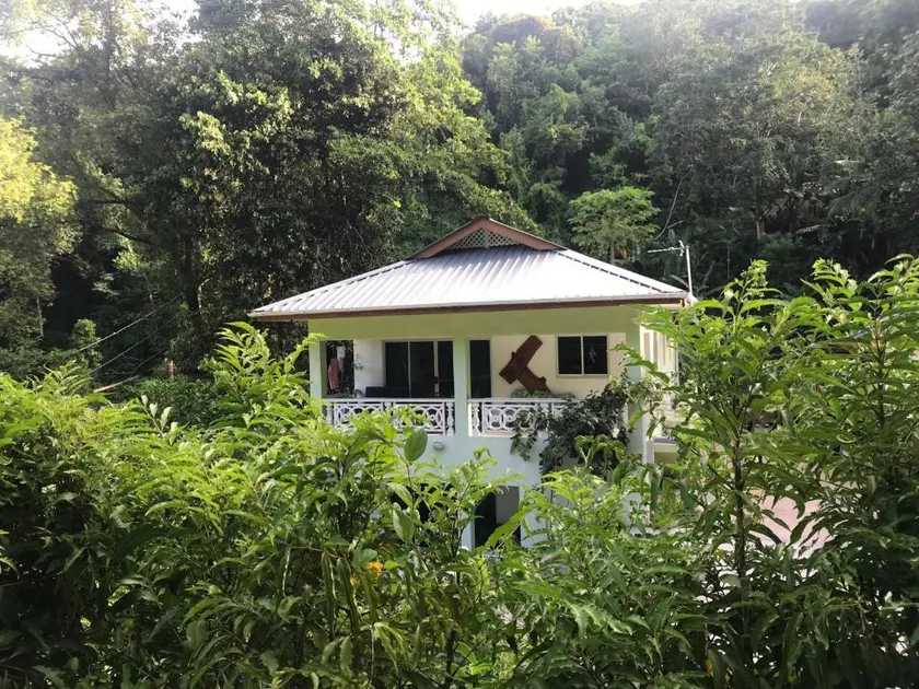 FOND B'OFFAY LODGE - Image 1