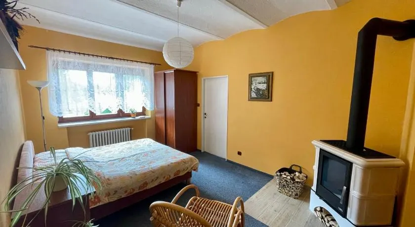 Ubytování v Krkonoších, rodinný apartmán Peklíčko - Image 1